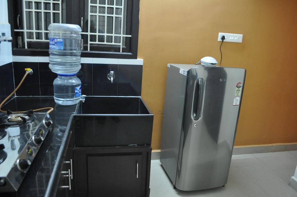 Jyothi Suites Tiruchirappalli エクステリア 写真